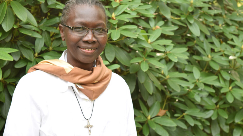 Schwester Anne Béatrice Faye stammt aus dem Senegal. Die Theologin arbeitet als Missionarin in Burkina Faso.
