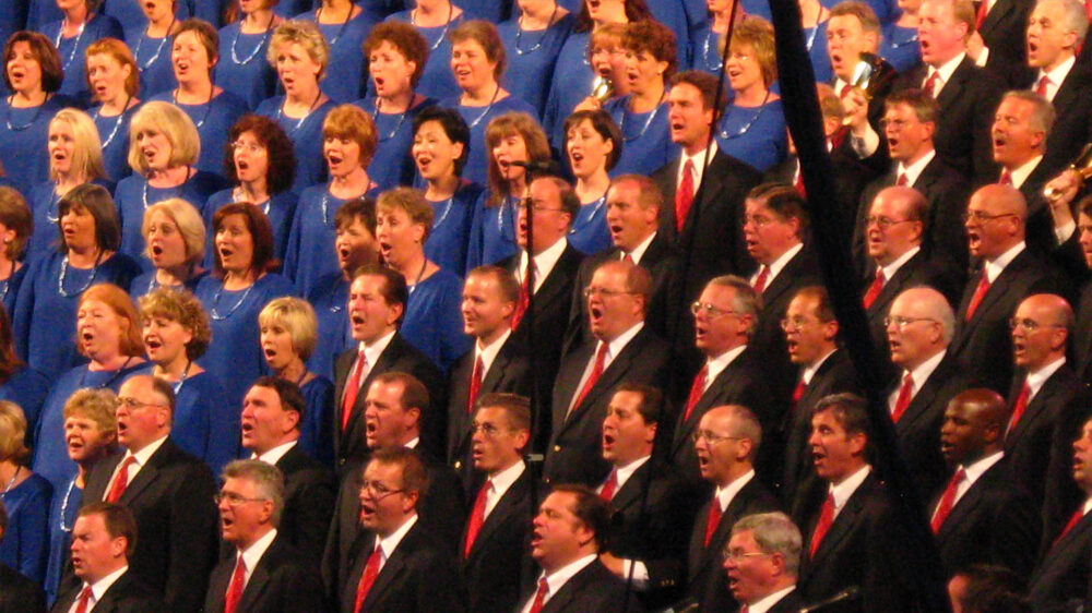 500 Chöre haben das Lied „Ein feste Burg“ von Martin Luther neu interpretiert (Symbolbild)