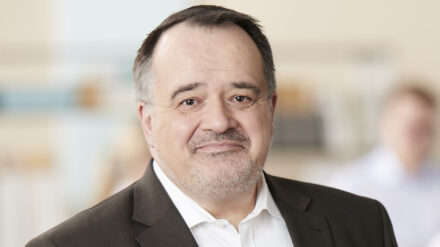 Der Unionsabgeordnete Matthias Zimmer wünscht sich einen Beauftragten für Religionsfreiheit in Berlin