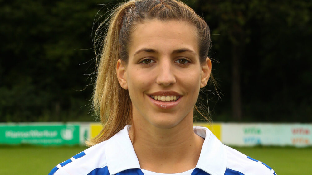 Lisa Makas spielt beim MSV Duisburg. Die 25-Jährige war 2015 Österreichs Fußballerin des Jahres.
