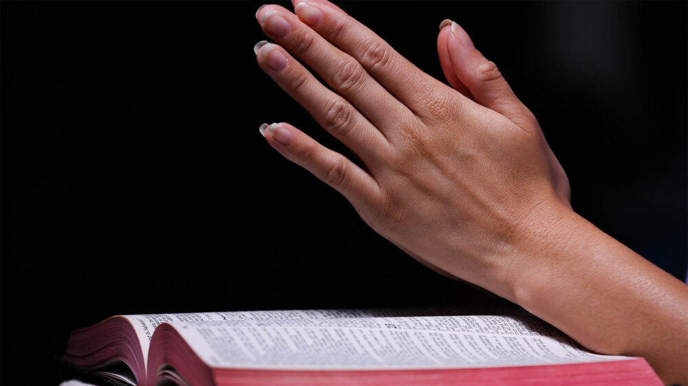 Die Evangelische Kirche hält an der Übersetzung "Führe uns nicht in Versuchung" in der Luther-Bibel fest