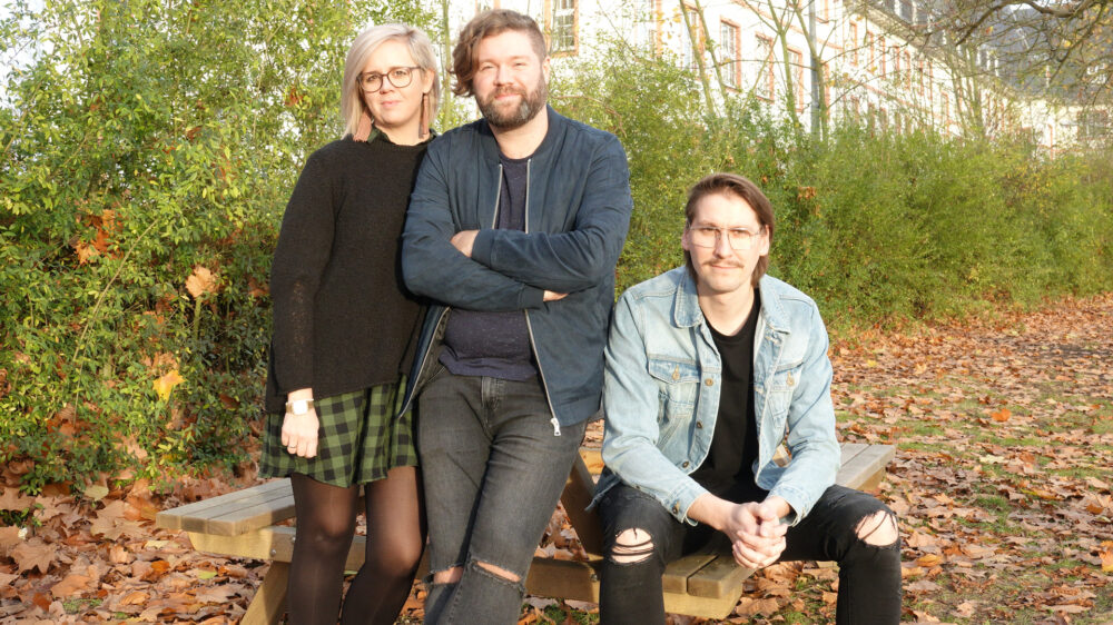 Mia Friesen, Juri Friesen und Stefan Schöpfle von der Outbreakband