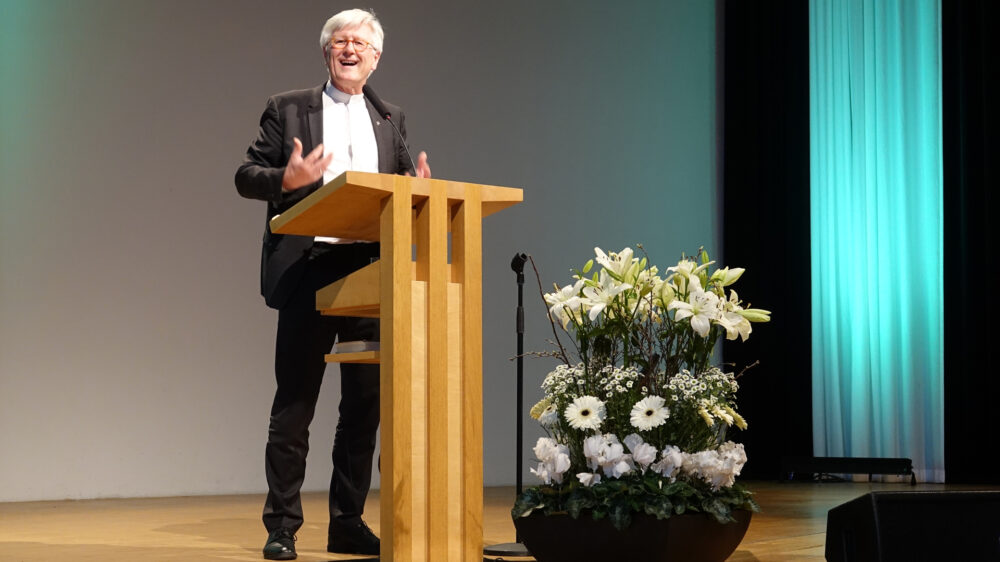 Der EKD-Ratsvorsitzende Heinrich Bedford-Strohm hat sich mit einem deutlichen Auftrag an die kirchlichen und christlichen Medien gewandt