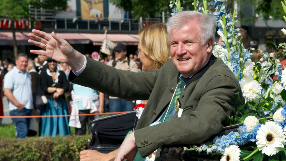 Will mit den Muslimen in den Dialog kommen: Der neue Bundesinnenminister Horst Seehofer (CSU)