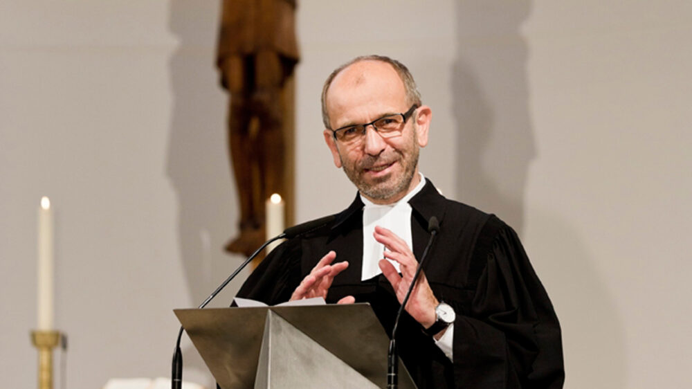 Präses Manfred Rekowski (Archivbild) hat im Auftrag der Evangelischen Kirche im Rheinland erstmals einen Preis für digitale Medien vergeben