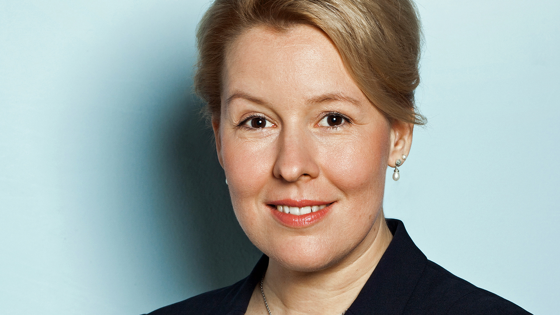 Giffey würdigt evangelische Schulen