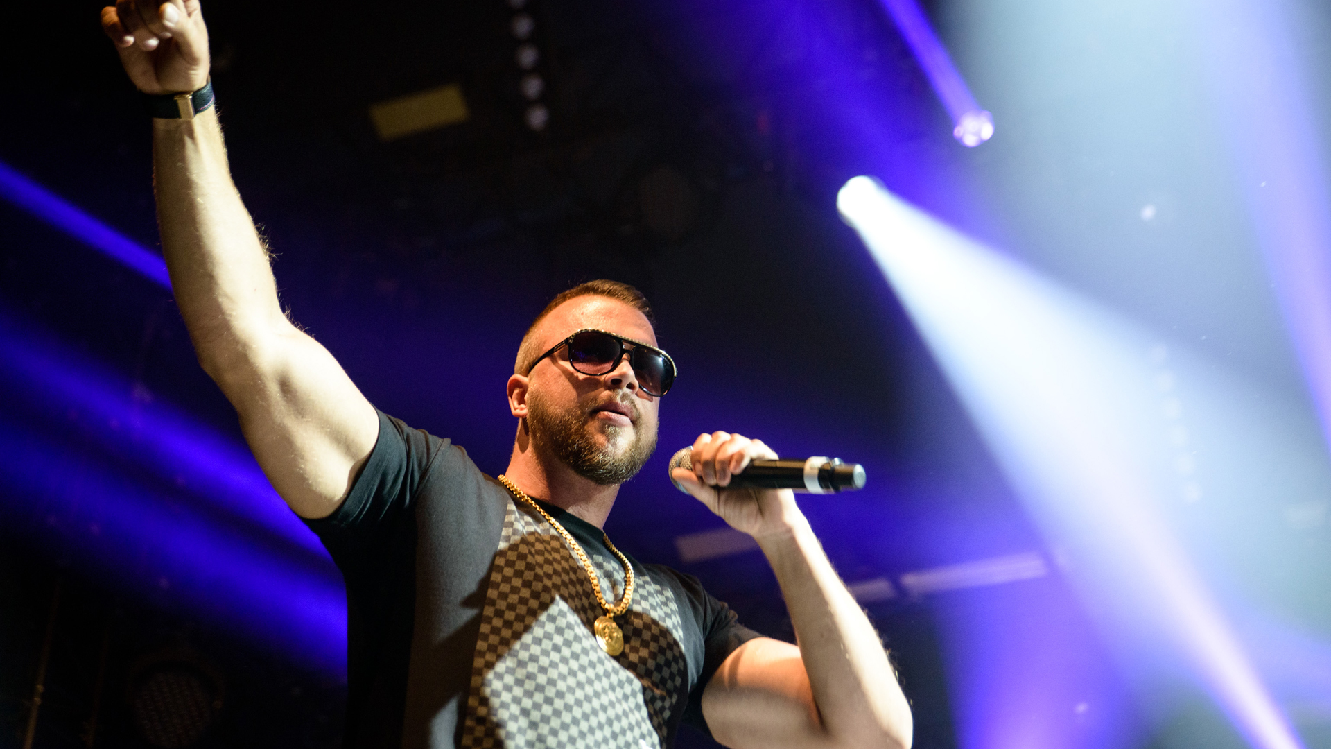 Sex Drohungen Und Judenhass Diesen Rap Horen Jugendliche