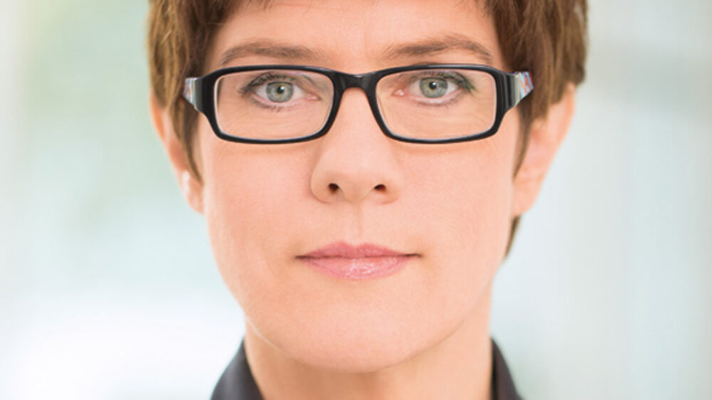 Annegret Kramp-Karrenbauer (CDU) engagiert sich im Zentralkomitee der deutschen Katholiken (ZdK), dem Ausrichter des 101. Deutschen Katholikentages, der am Himmelfahrtswochenende in Münster stattfindet