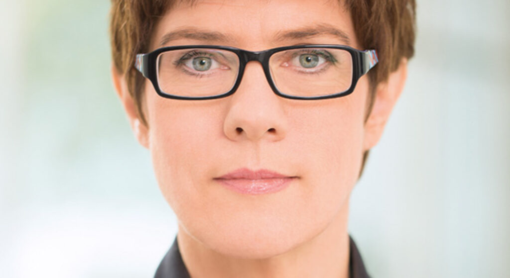 Annegret Kramp-Karrenbauer (CDU) engagiert sich im Zentralkomitee der deutschen Katholiken (ZdK), dem Ausrichter des 101. Deutschen Katholikentages, der am Himmelfahrtswochenende in Münster stattfindet