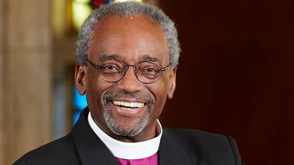 Michael Curry ist leitender Bischof der amerikanischen Episkopalkirche – und setzte bei der Hochzeit von Prinz Harry und Meghan Markle leidenschaftliche Akzente im sonst eher gehaltenen britischen Könighaus