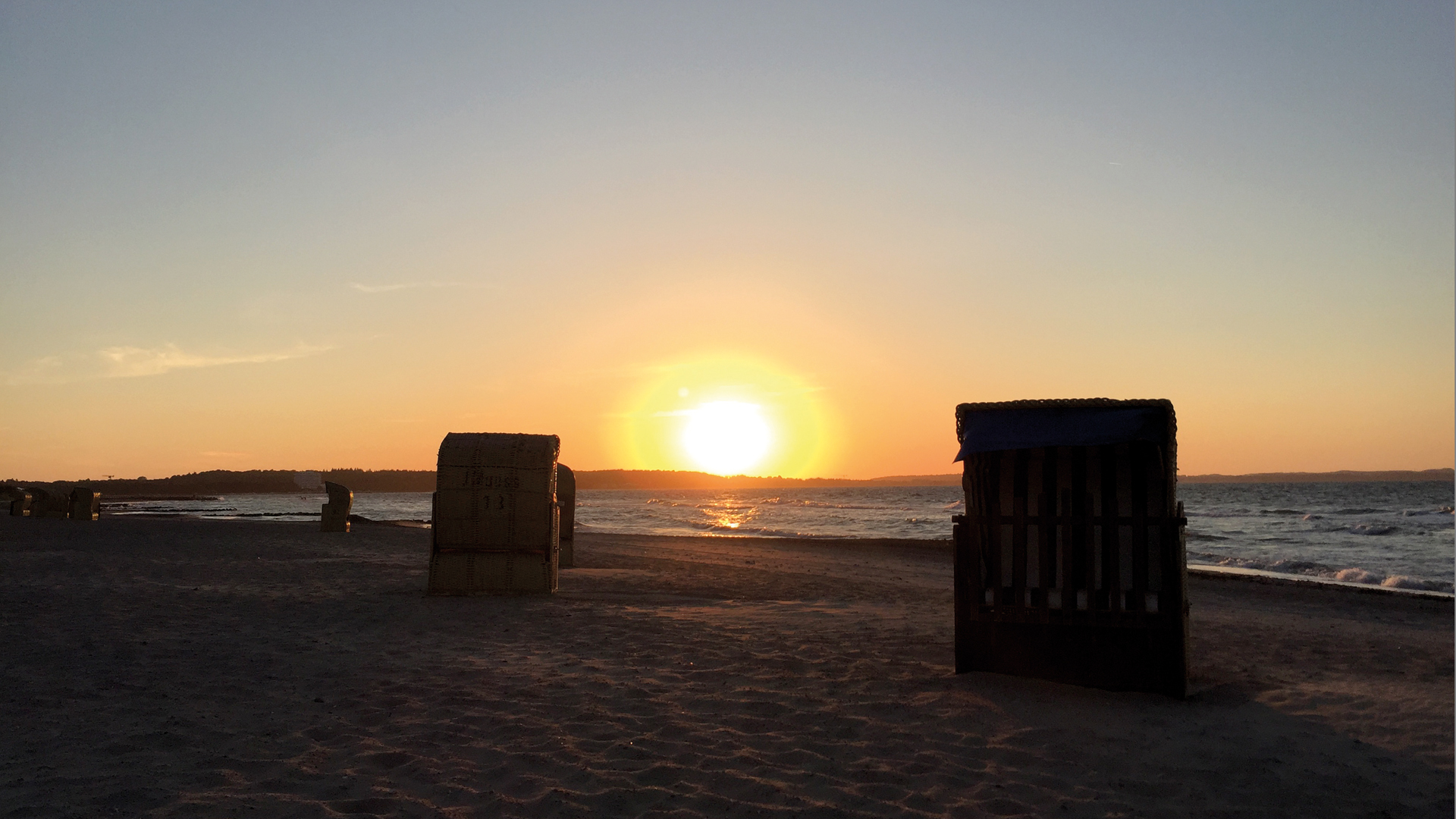 Sonnenuntergang am Strand von Niendorf