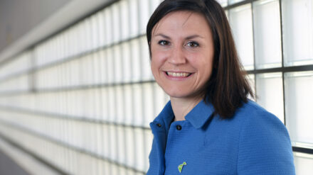 Die Chefin des Bundes der Deutschen Katholischen Jugend, Lisi Maier, sieht in ihrer Kirche Strukturen am Werk, die sexualisierte Gewalt gegen Kinder begünstigen und Aufklärung verhindern