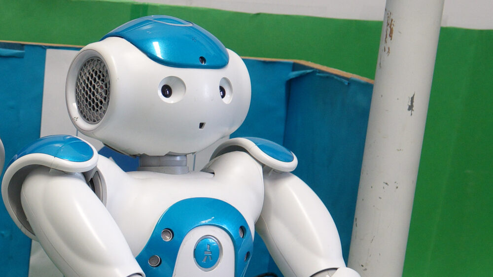 Wie sehr bestimmen Roboter unser digitalisiertes Leben. ? statt .Die Deutschen sehen der Digitalisierung nicht nur positiv entgegen.