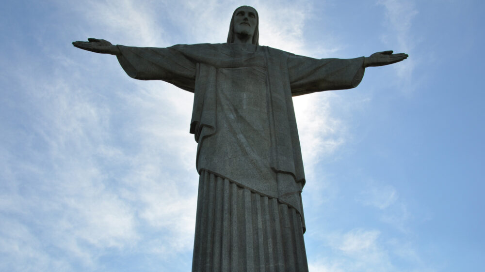 „Cristo Redentor" wacht über Rio – zum Verhältnis von Religion und Staat gibt es im brasilianischen Wahlkampf unterschiedliche Vorstellungen