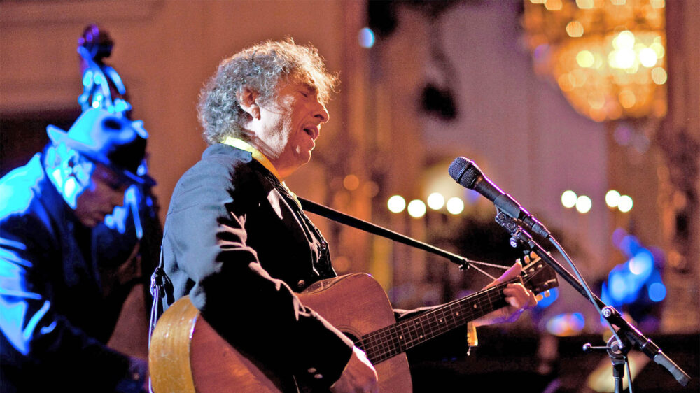 Bob Dylan bei einem Auftritt im Weißen Haus zur Zeit von Präsident Barack Obama im Jahr 2010
