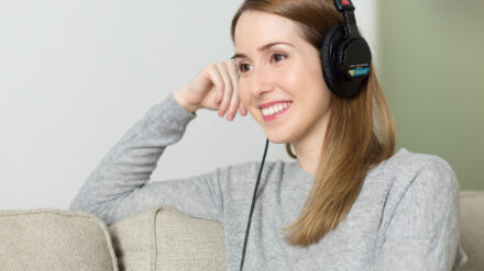 Schon bald gibt es die katholischen und evangelischen Radiobeträge des Hessischen Rundfunks auf einer Plattform nachzuhören