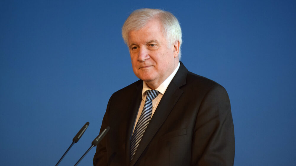 Horst Seehofer will einen deutschen Islam fördern