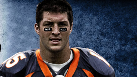 Bekannt dafür, sich vor Spielen Bibelverse unter die Augen zu zeichnen: Tim Tebow