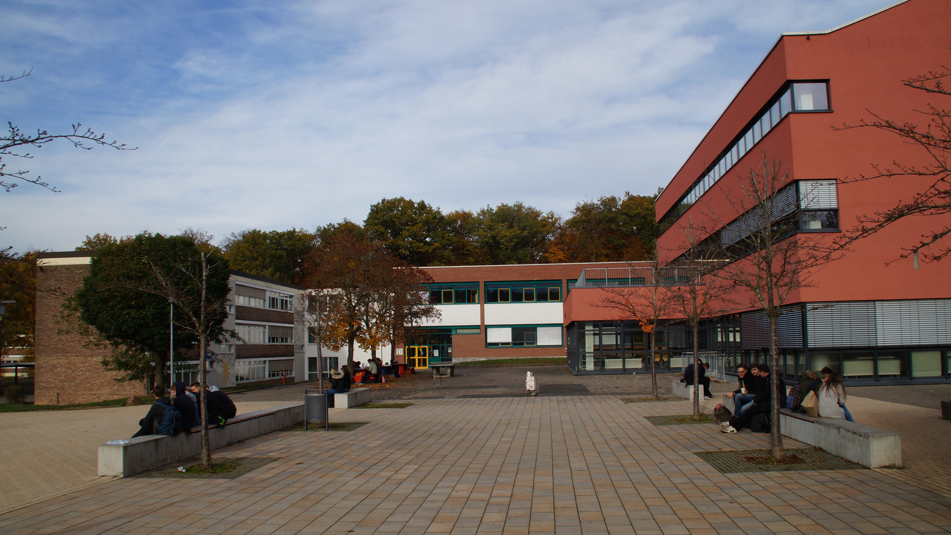 Das Wirkungsfeld von Norbert Heide ist die Theo Koch-Schule