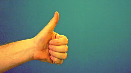 Wer sich in den Sozialen Medien bewegt, kann auch ab und zu für die Beteiligten beten, finden die Initiatoren des Hashtags #likeandpray.