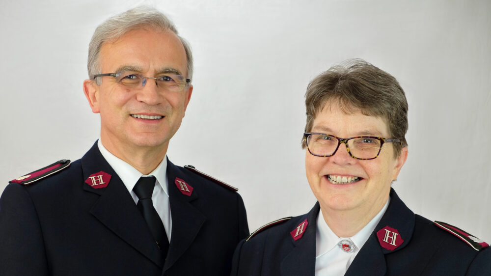 Oberstleutnant Hervé Cachelin und seine Frau Debbie arbeiten bereits seit Januar 2017 am Territorialen Hauptquartier der Heilsarmee in Köln