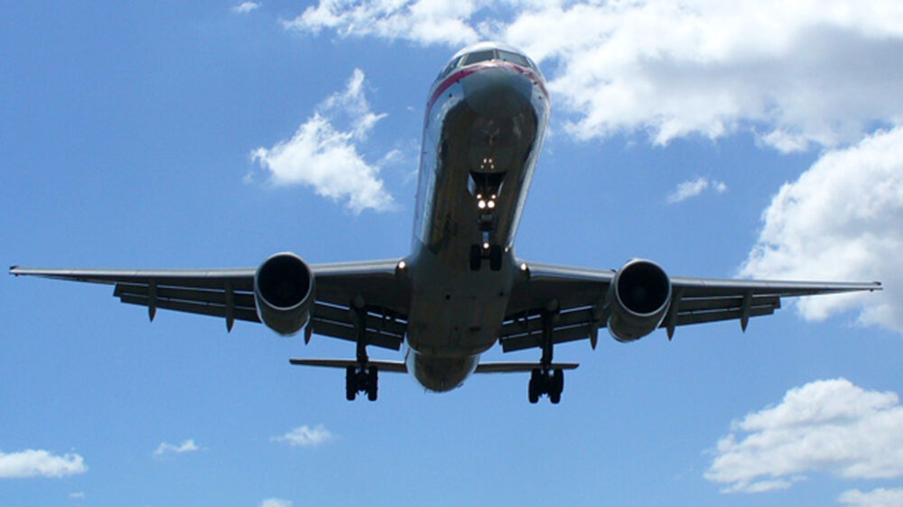 Eine Boeing 737 (Symbolbild) ist am Sonntag in Äthiopien mit 157 Insassen an Bord abgestürzt