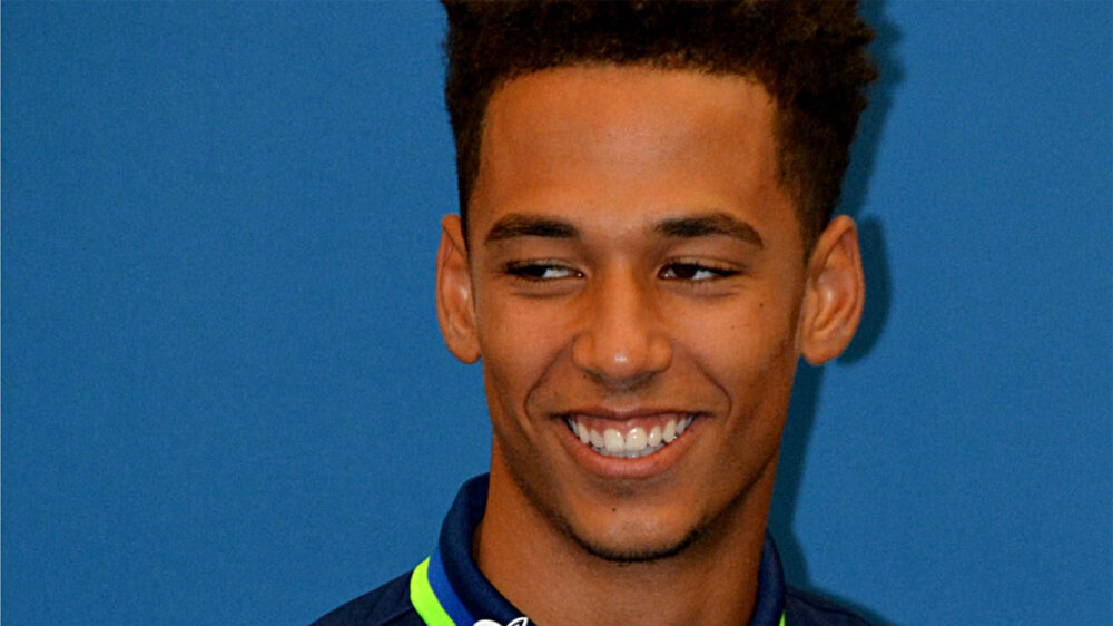 Der Fußball-Nationalspieler Thilo Kehrer sagt im Interview der Welt am Sonntag, wie wichtig ihm der Glaube ist