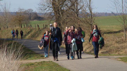 Der neue Bischof von Fulda, Michael Gerber, lernt sein Bistum als Pilger kennen
