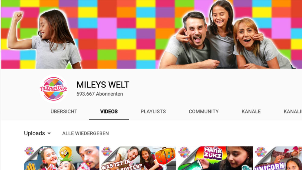 Die neunjährige Miley Henle mit ihren Eltern vom Kanal „Mileys Welt“