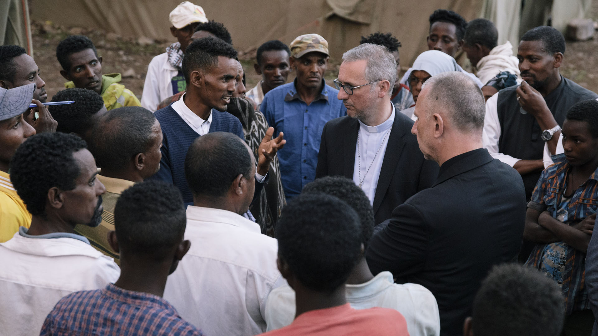 Erzbischof Heße besuchte die Gemeinde St. Anne in der Nähe von Gondar, die äthiopische Binnenflüchtlinge in einem Zeltlager beherbergt