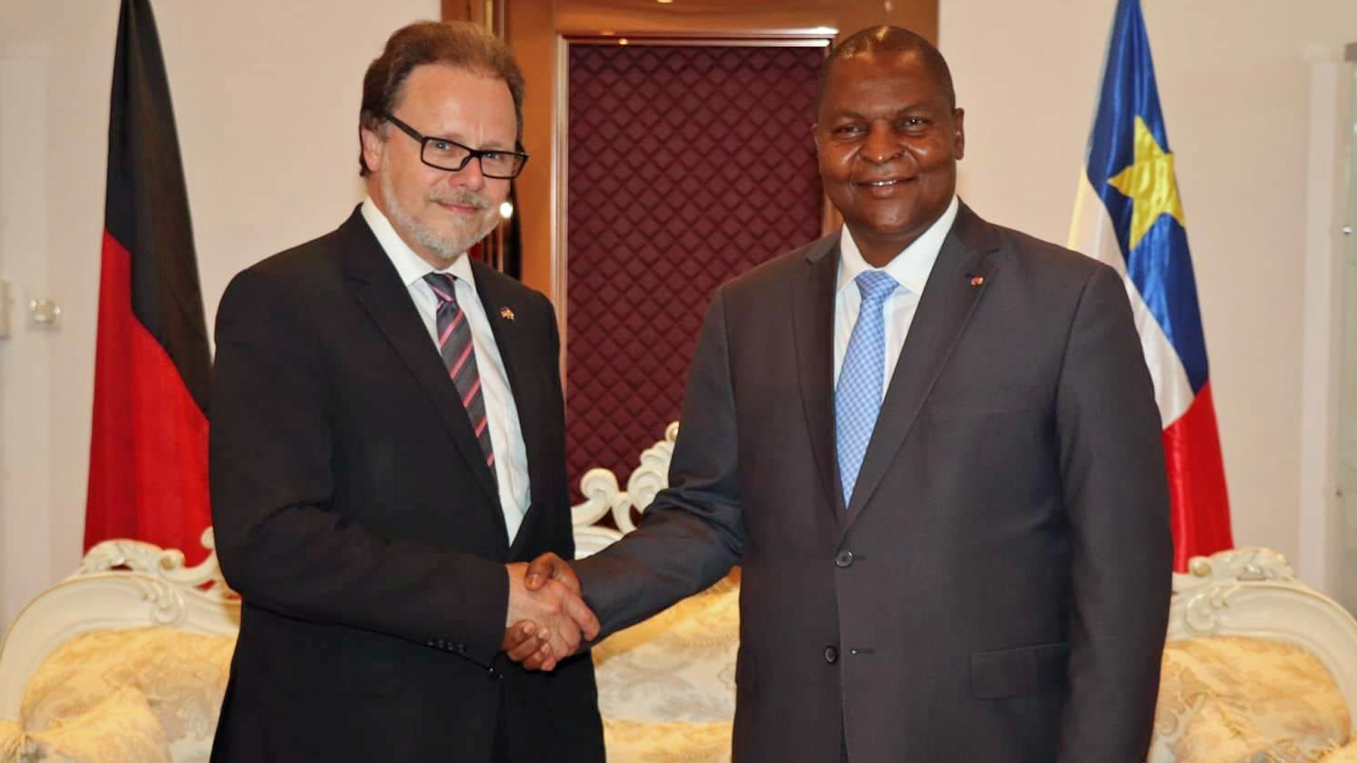 Frank Heinrich gemeinsam mit dem Präsidenten der Zentralafrikanischen Republik, Faustin Archange Touadéra