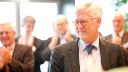 Der EKD-Ratsvorsitzende Heinrich Bedford-Strohm ist für seinen Einsatz für Menschenrechte ausgezeichnet worden