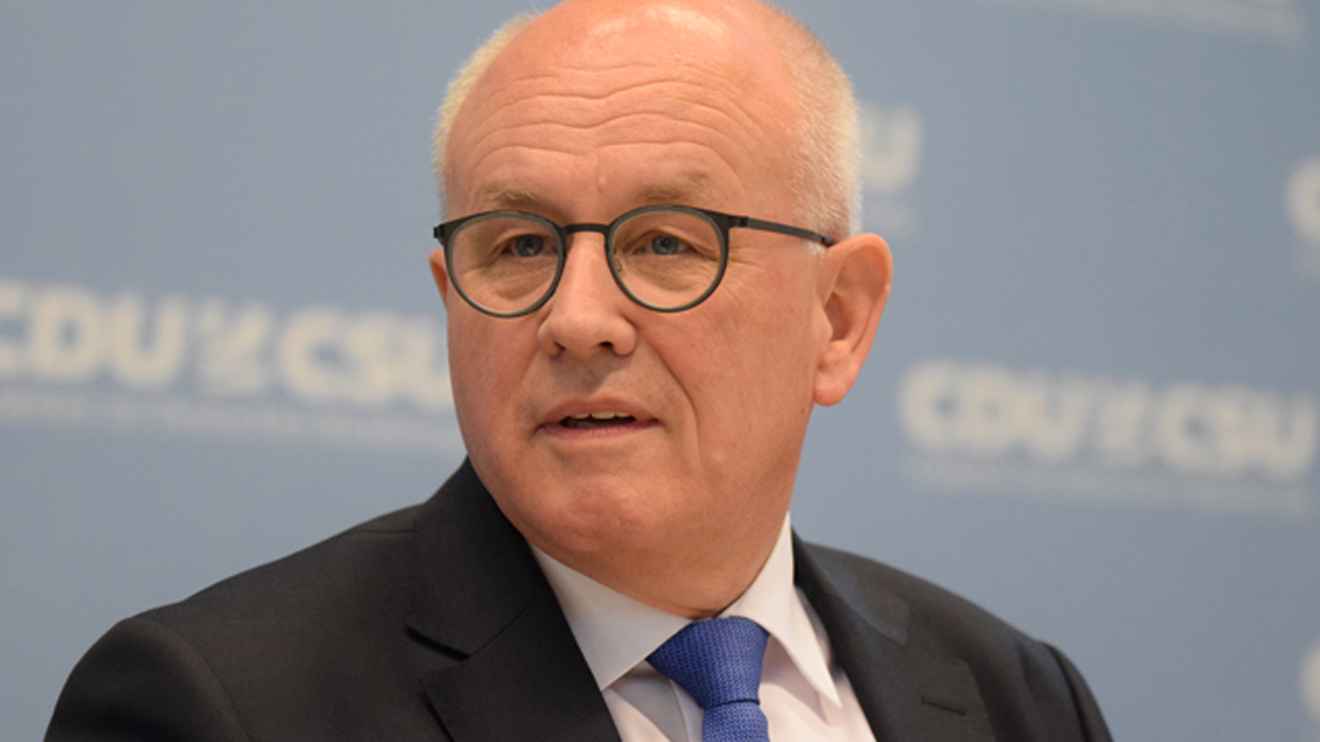 Volker Kauder (CDU) tritt immer wieder für den Schutz religiöser Minderheiten und die Durchsetzung der weltweiten Religionsfreiheit ein