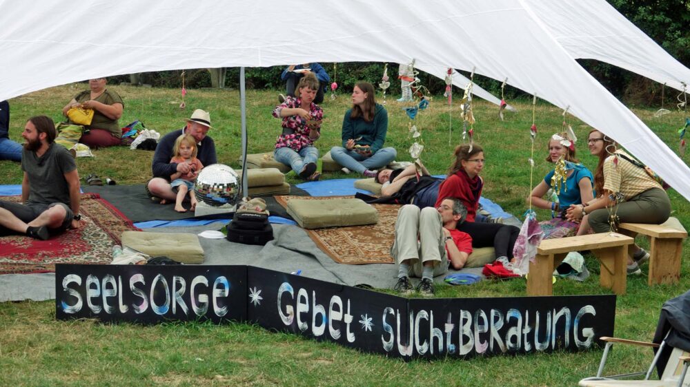 Entspannen auf der Wiese: Das Freakstock wird von manchen als „Woodstock der christlichen Szene“ bezeichnet