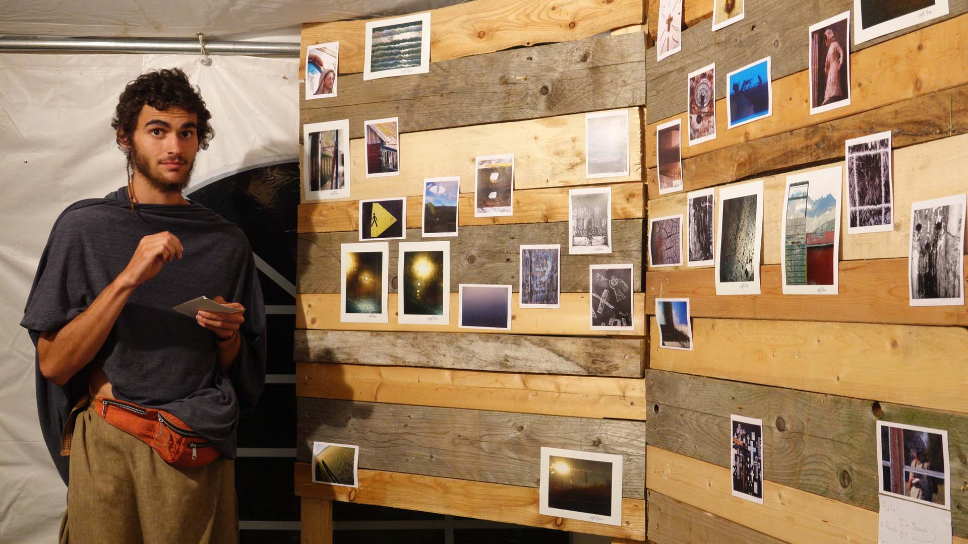 Im „Artland“ stellten Künstler ihre neuen Werke aus – wie Joseph aus Frankreich. Er zeigte seine unbearbeiteten Fotografien.