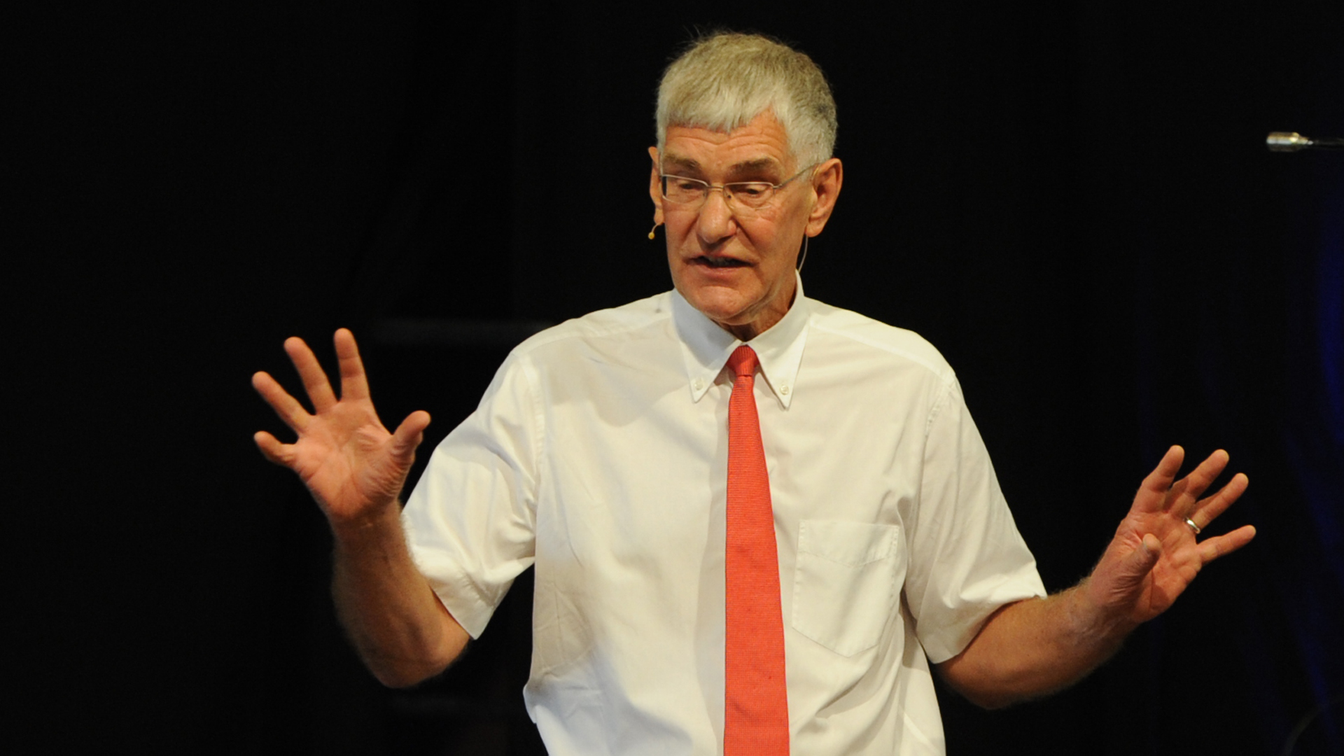 Hans-Joachim Eckstein hat im Gottesdienst am Vormittag dafür geworben, die sporltiche Herausforderung Glauben anzunehmen