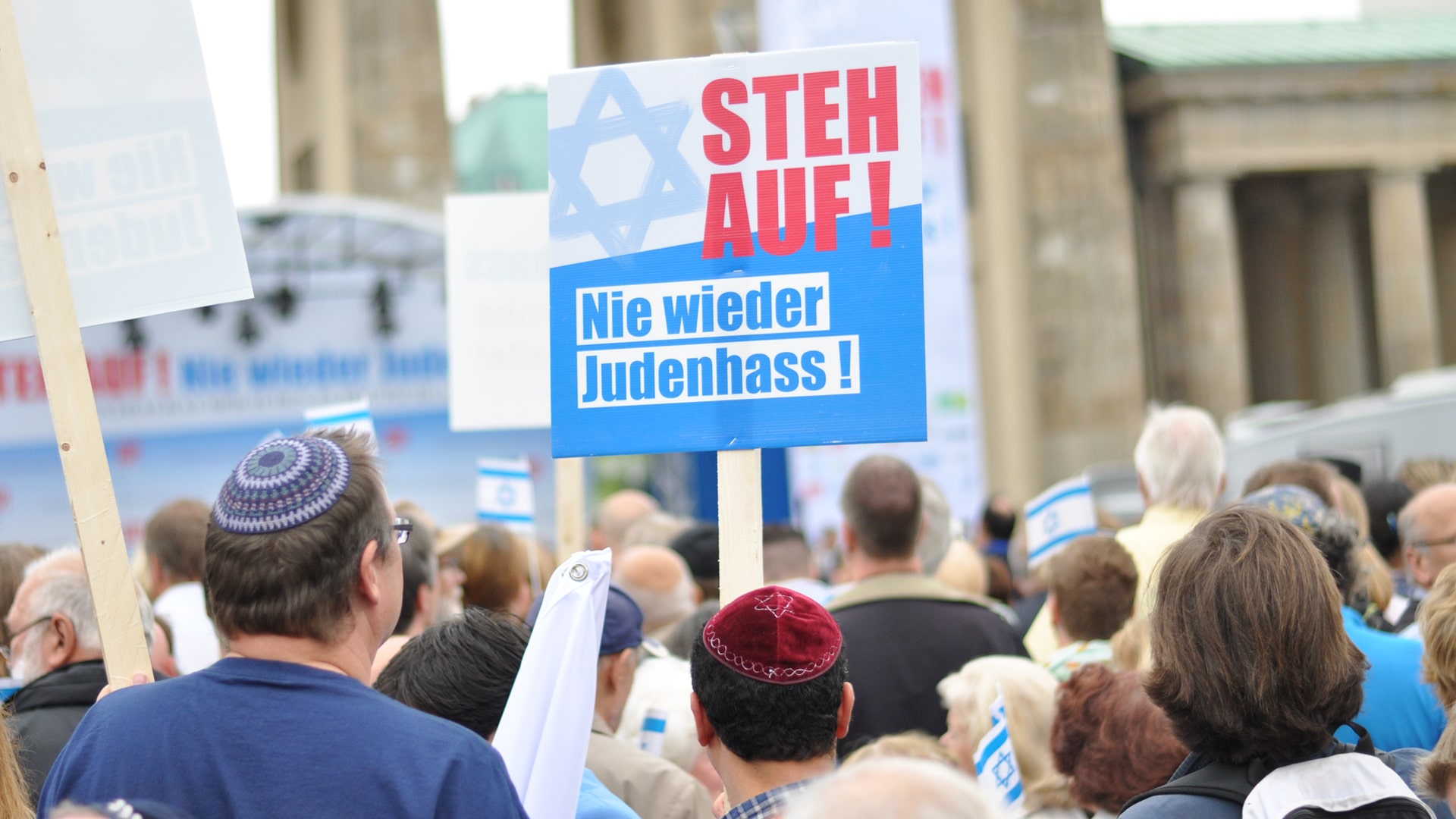 Hat der Antisemitismus einen neuen Höhepunkt erreicht? Eine Studie des Jüdischen Weltkongresses bringt erschreckende Ergebnisse.
