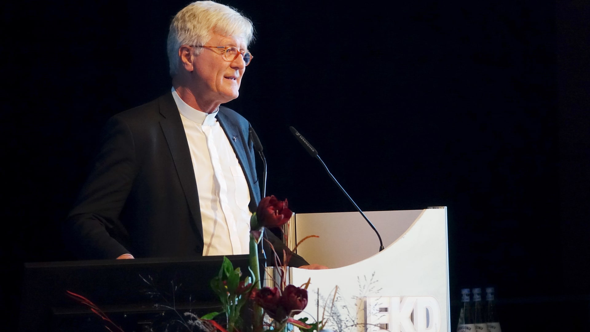 Der EKD-Ratsvorsitzende Heinrich Bedford-Strohm hat am Sonntag vor der Synode der Evangelischen Kirche in Deutschland (EKD) berichtet