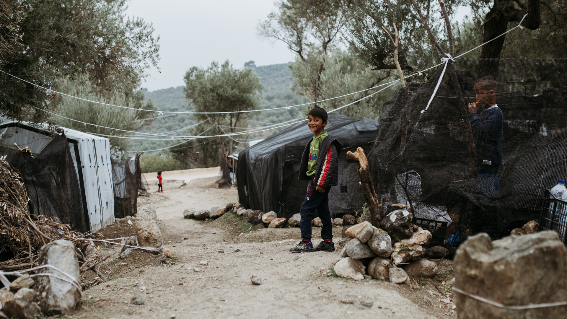 Im Flüchtlingslager Moria hausen derzeit 16.000 Menschen unter erbärmlichen Zuständen – auch über die Grenzen des Camps hinaus