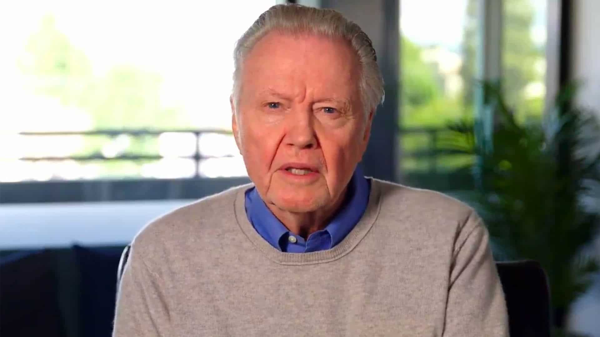 Der Schauspieler und Vater von Angelina Jolie Jon Voight bittet Gott um Hilfe in der Corona-Krise und um Segen für die Trump-Familie