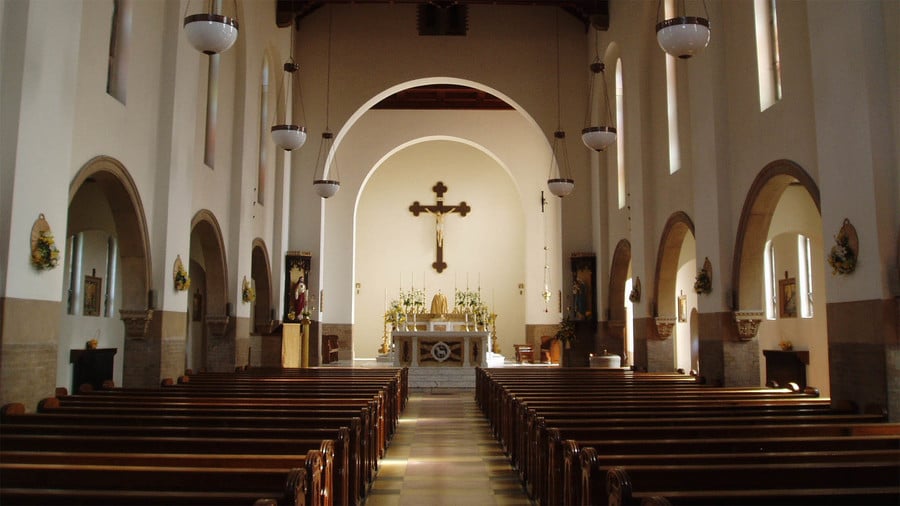 Leere Gotteshäuser? Wenn es nach Alan Posener geht, sollen diesjährige Ostergottesdienste trotz Corona in Kirchen stattfinden.