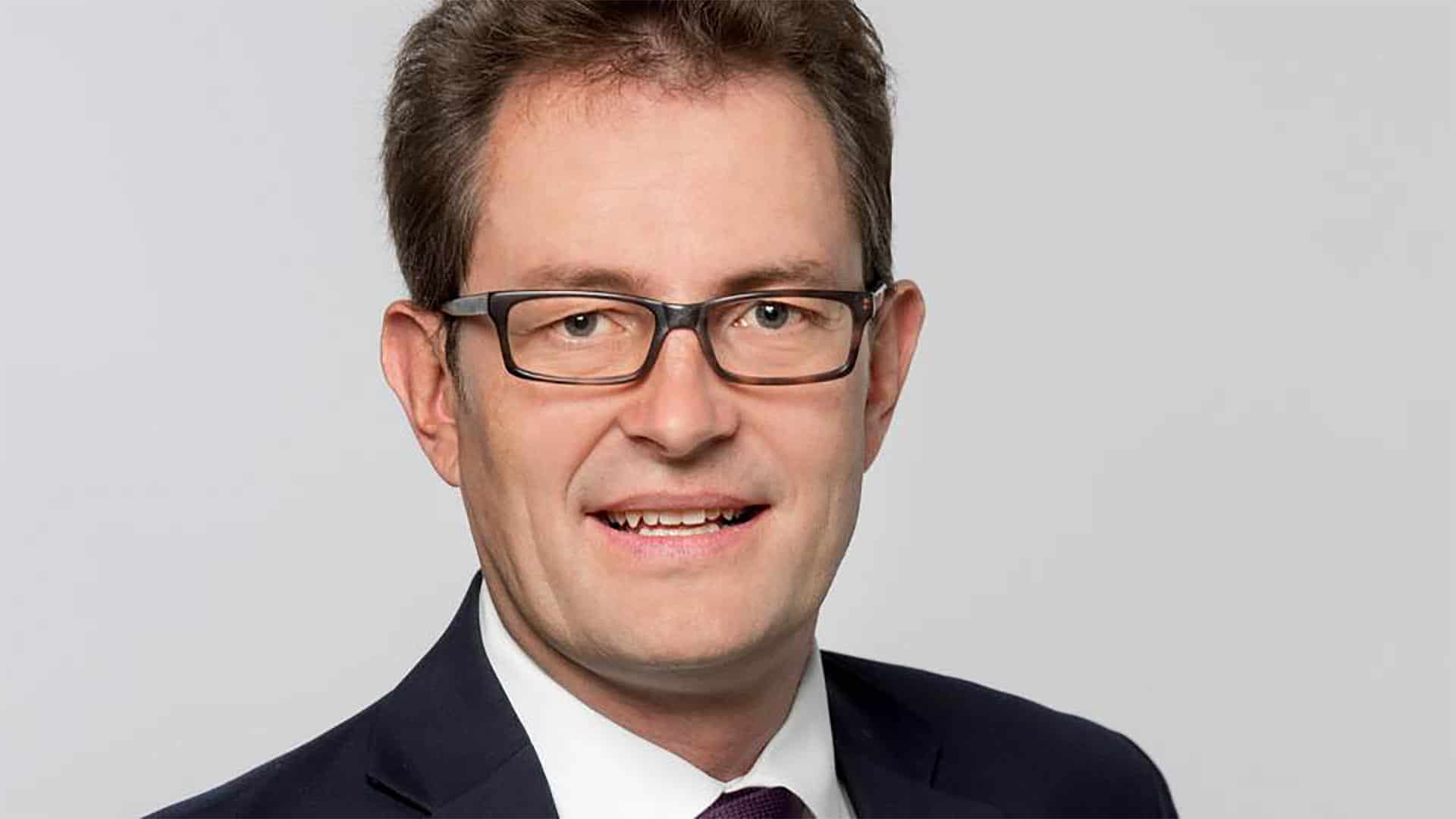 Christoph Lütge ist Professor für Wirtschaftsethik und Leiter des Instituts für Ethik in der KI an der Technischen Universität München (TUM)