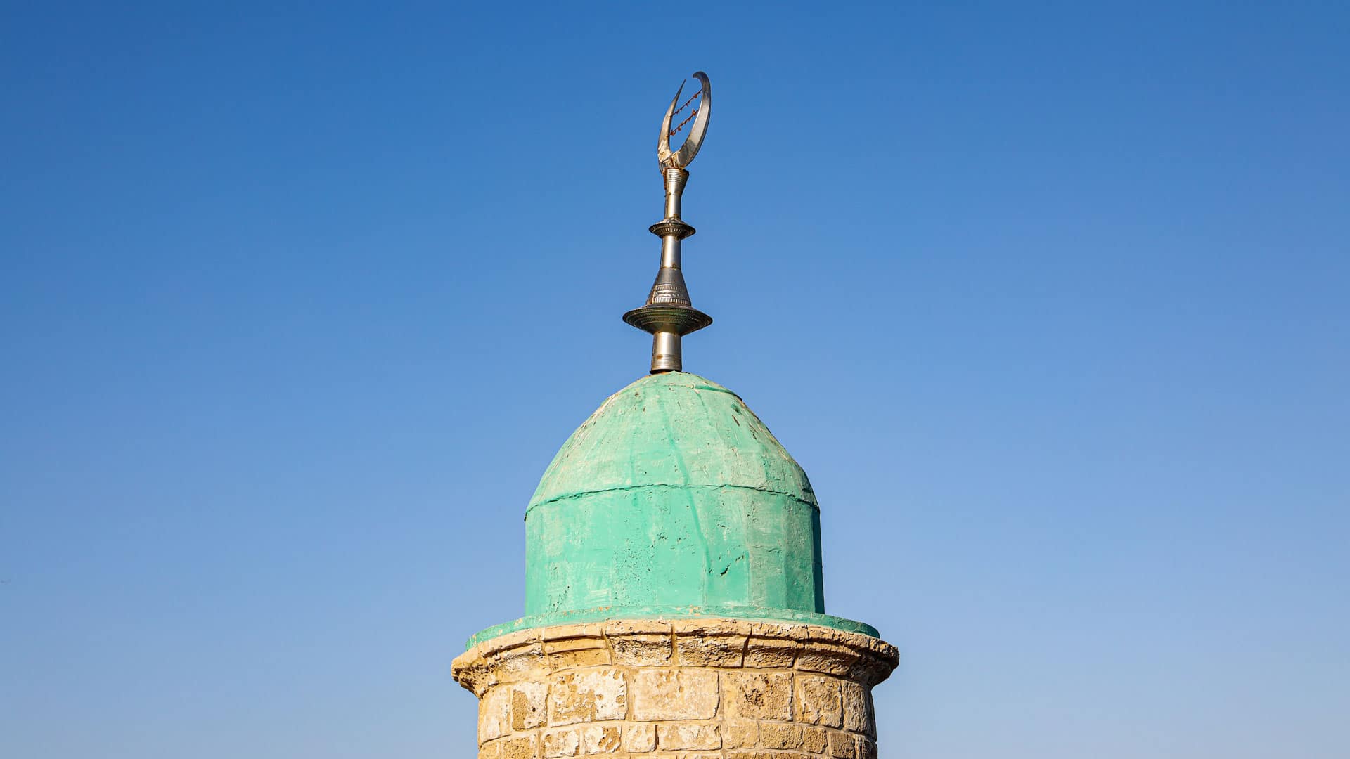 Vom Minarett aus ruft der Muezzin die Gläubigen zum Gebet