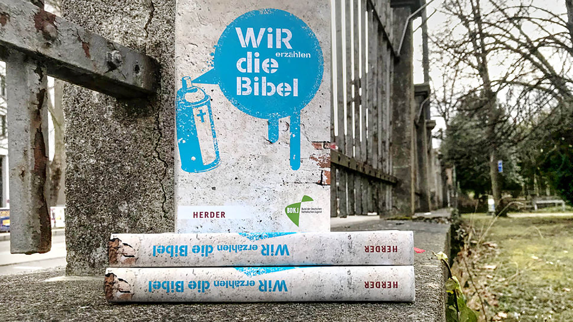 Seine neue Bibel will der Bund der Deutschen Katholischen Jugend (BDKJ) über Instagram in Videos vorstellen