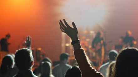 Moderne Lobpreismusik gehört bei vielen Evangelikalen zum Gottesdienst dazu