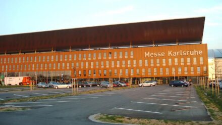 Die Messe in Karlsruhe muss sich noch ein Jahr gedulden, bevor sie die Vollversammlung des Ökumenischen Rates der Kirchen willkommen heißt. Die Veranstaltung wurde von 2021 auf 2022 verschoben.