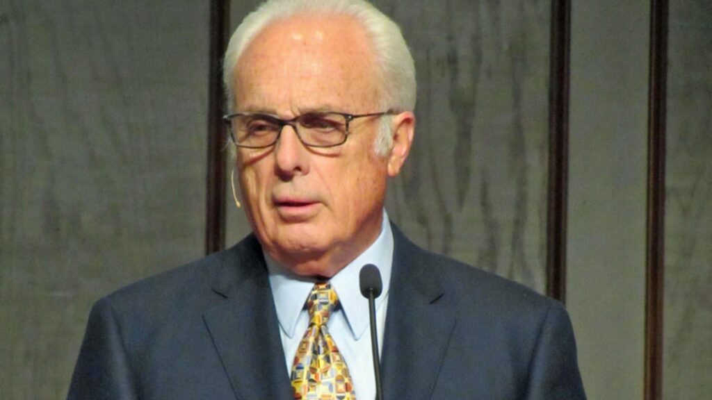 John MacArthur will sich mit seiner Kirche künftig nicht an behördliche Corona-Beschränkungen halten