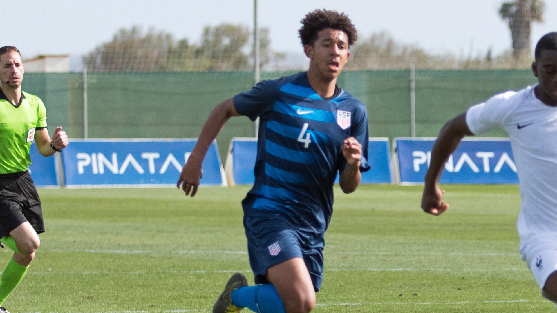 Chris Richards spielt seit 2018 für den FC Bayern München (Archivbild)