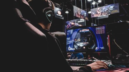 Wie passen gelebte Religion und E-Sport zusammen?