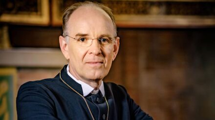 Landesbischof Ralf Meister schließt Sterbehilfe in kirchlichen Einrichtungen nicht aus